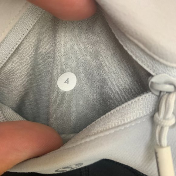 Lululemon Run: Deep Coal, White & Silver Back On Track Cropped Leggings - Picture 7 of 9